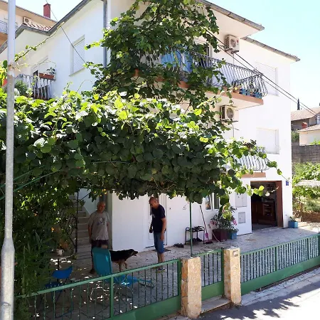 Apartament Luki *